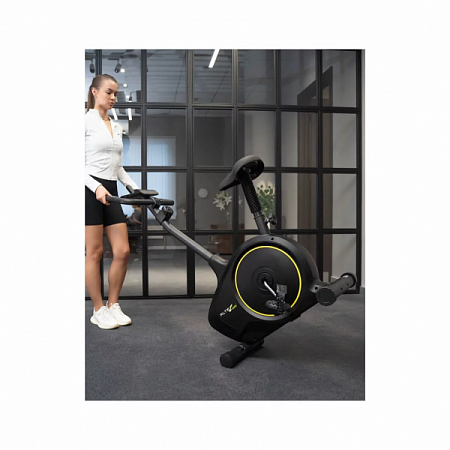 UltraGym Велотренажёр вертикальный Bike V UltraGym Велотренажёр вертикальный Bike V
