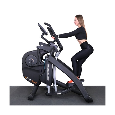 Эллиптический тренажер Sportop E770-SMART Эллиптический тренажер Sportop E770-SMART