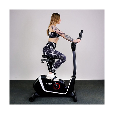 Магнитный велотренажер Everyfit K8727P Магнитный велотренажер Everyfit K8727P